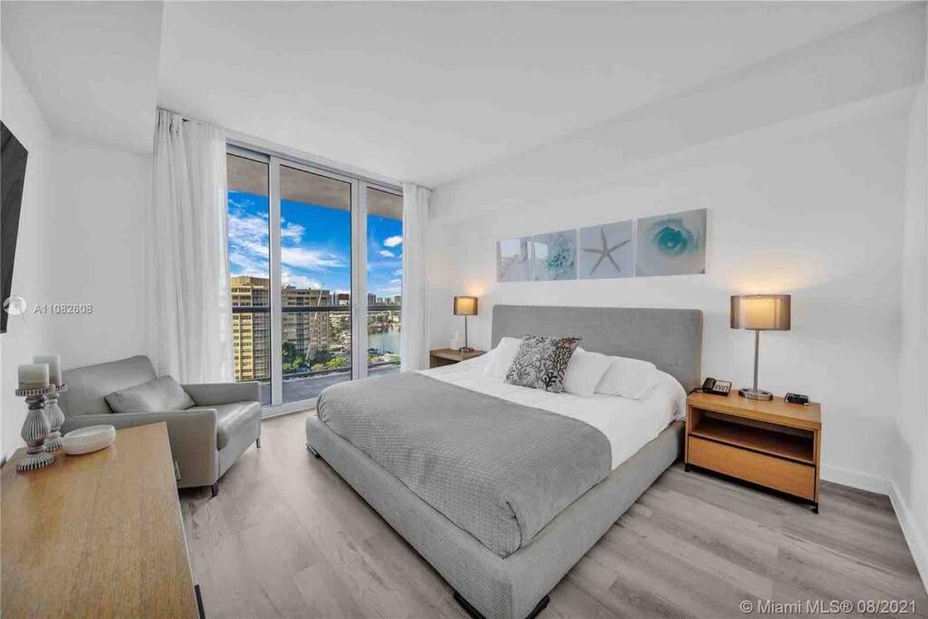 Beachwalk 1B-1B Apmt Amazing View 12A Hallandale Beach Exteriör bild